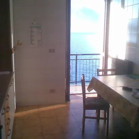 בית נופש Casa In Riva Al ורנה